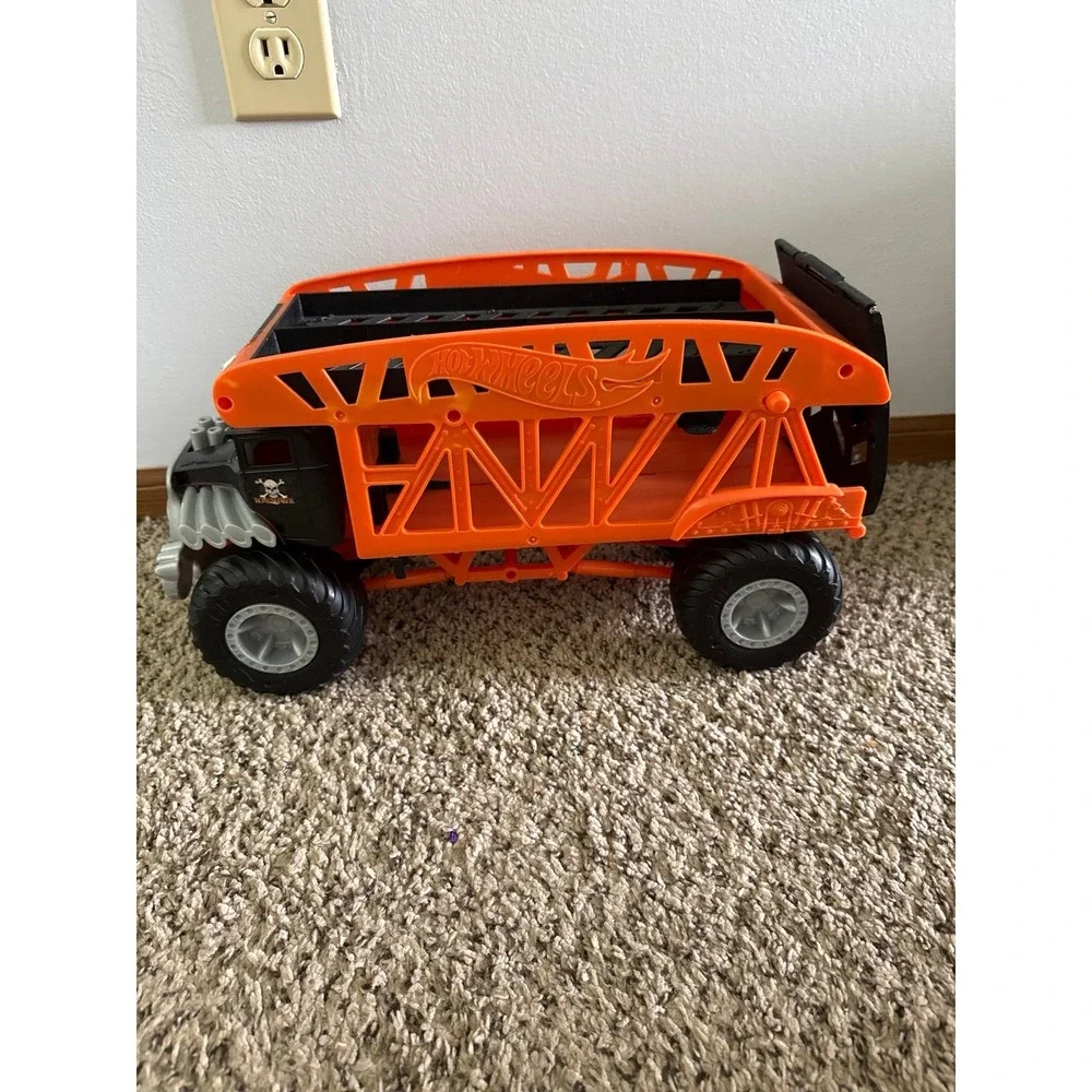 Hot Wheels BoneShaker 12 Monster Truck Hauler Toy Orange Black